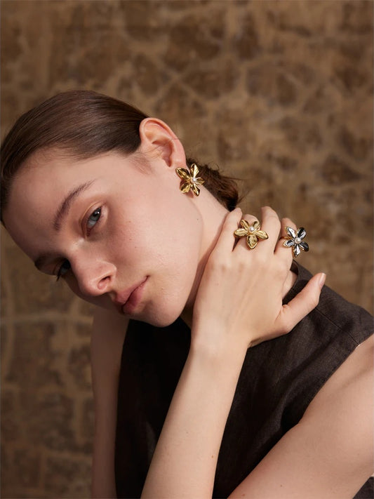 Metal flower pearl stud earrings open ring set - product image
