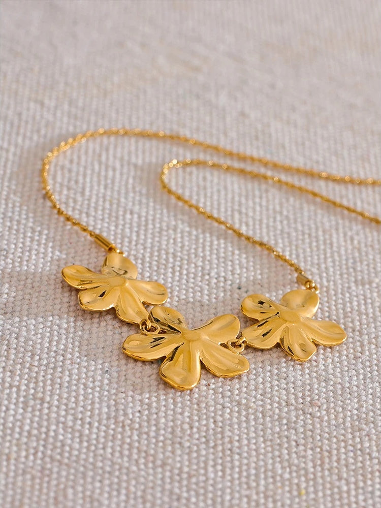 Metal flower pendant necklace texture trendy women - product image
