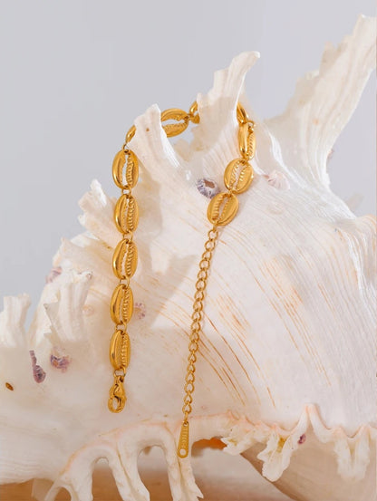Metal shell modern charm summer holiday bracelet - product image