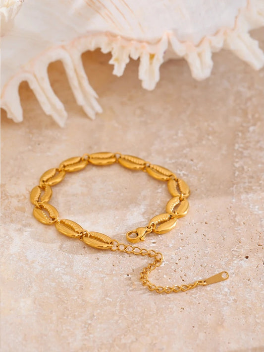 Metal shell modern charm summer holiday bracelet - product image