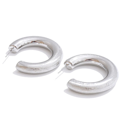 Minimalist c-shape polished hoop earrings - product image