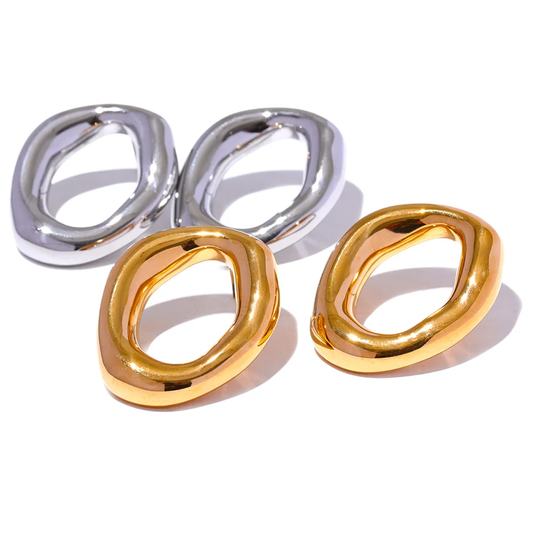 Minimalist geometry hollow stud earrings - product image