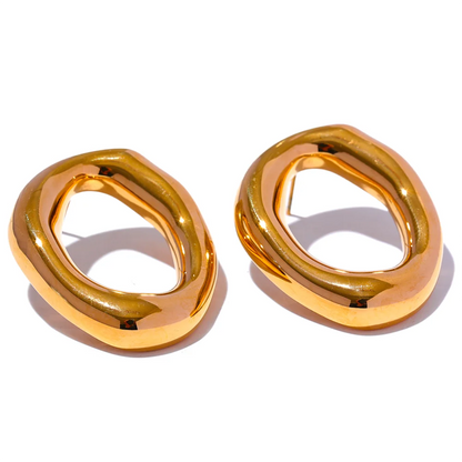 Minimalist geometry hollow stud earrings - product image