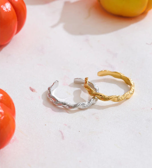 Minimalist hammer twisted open adjustable ring - product image