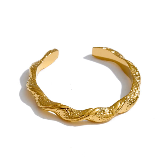 Minimalist hammer twisted open adjustable ring - product image