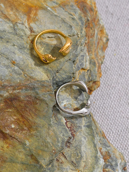 Minimalist heart adjustable open metal ring - product image