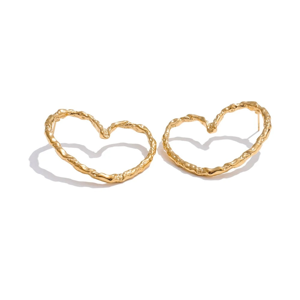 Minimalist heart stainless steel stud earrings - product image