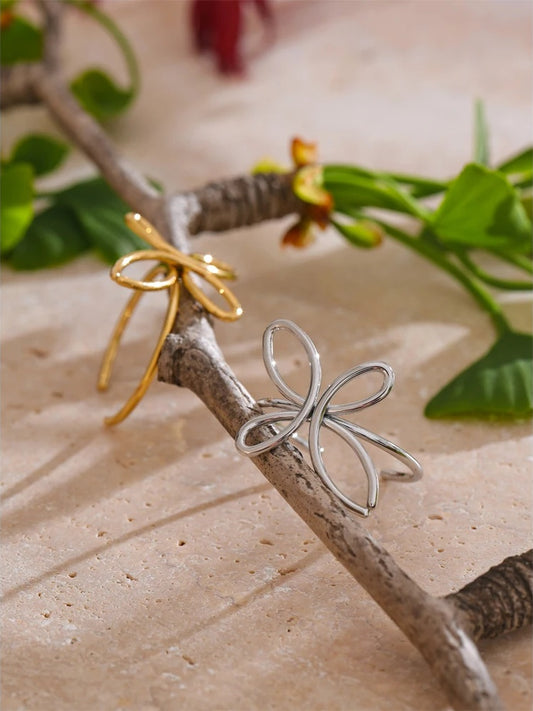 Minimalist hollow flower adjustable plant ring - product image
