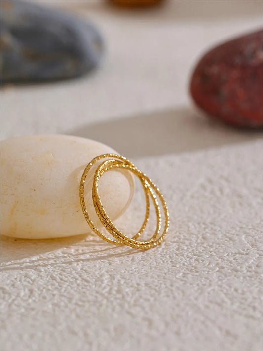 Minimalist layered circle stacked thin finger ring - product image