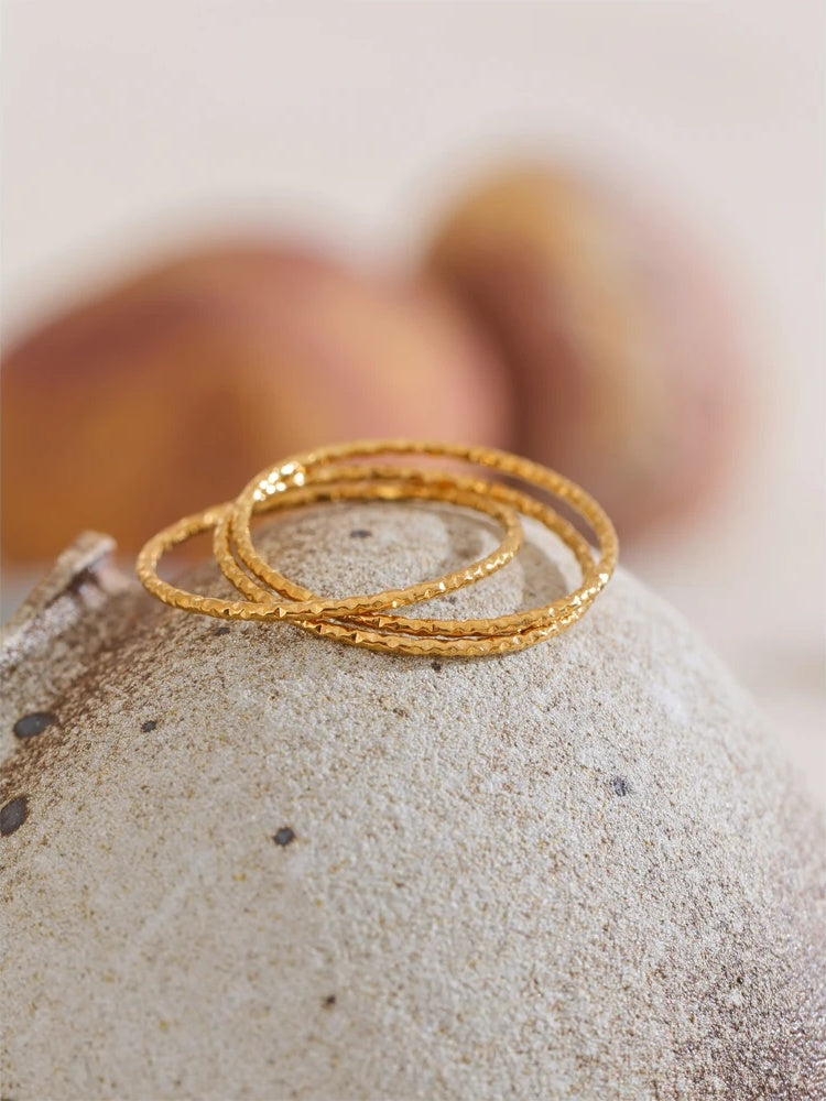 Minimalist layered circle stacked thin finger ring - product image