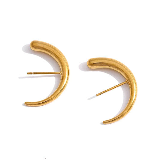 Minimalist metal texture stud earrings - product image