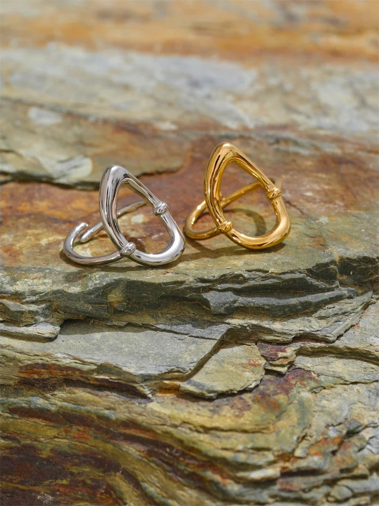 Minimalist oval hollow open finger ring - product image