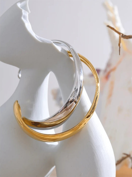Minimalist round open cuff gold color women bracelet - product image