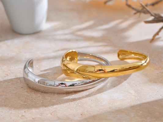 Minimalist round open cuff gold color women bracelet - product image