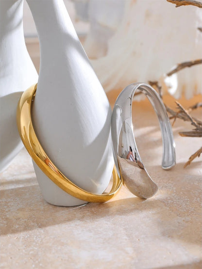 Minimalist round open cuff gold color women bracelet - product image