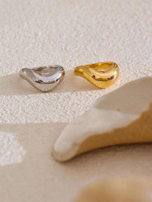 Minimalist smooth metal modern finger ring - product image