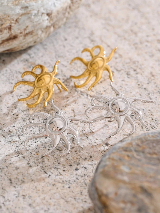 Minimalist tentacle push-back stud earrings - product image