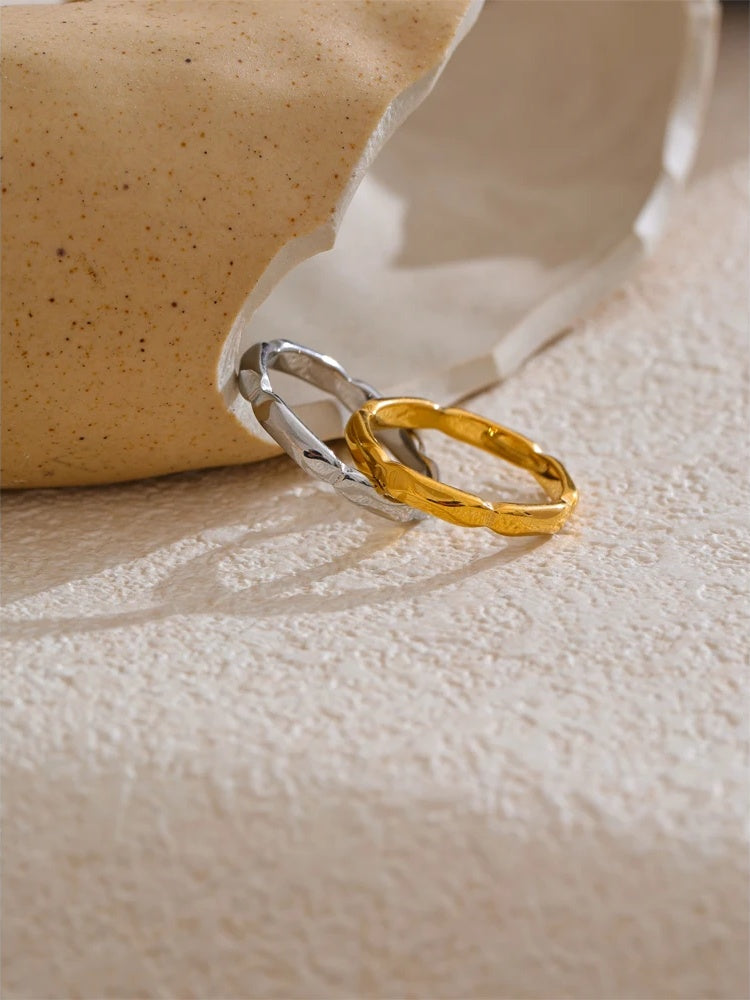Minimalist thin casting abstract ring - product image