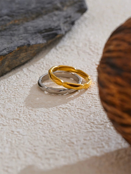 Minimalist thin casting abstract ring - product image