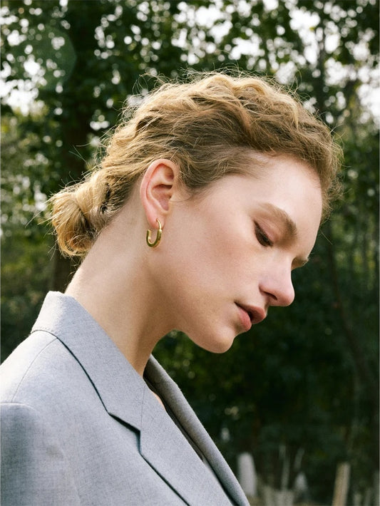 Minimalist u-shape abstract huggie hoop earrings - product image