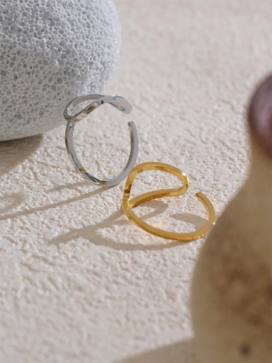 Modern hollow adjustable c-shape finger ring - product image