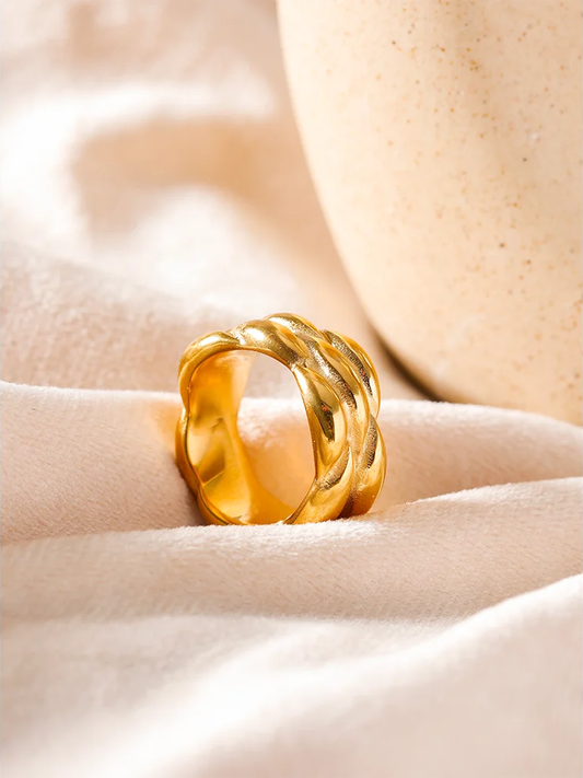 Modern texture statement ring gold color - product image