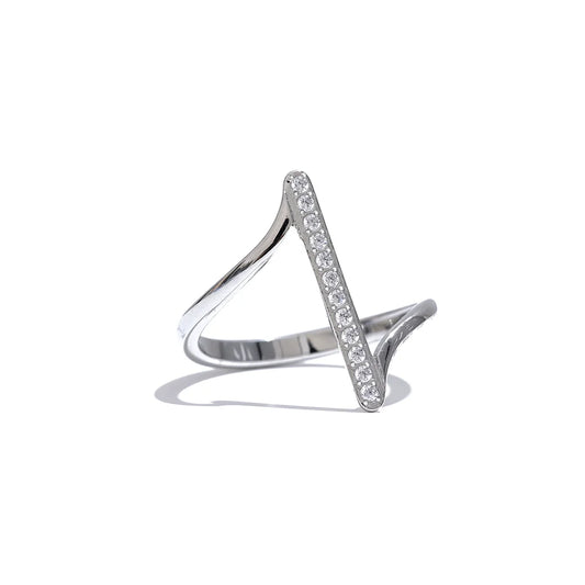 Modern twisted cz chic minimalist ring - product image