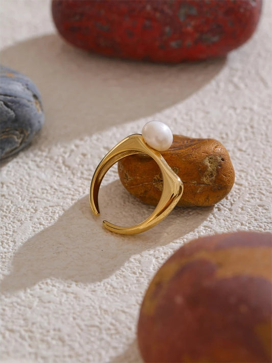 Natural pearl abstract open design ring - product image
