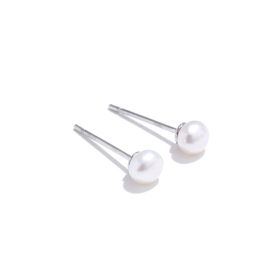 Natural pearls round stud earrings for ladies - product image