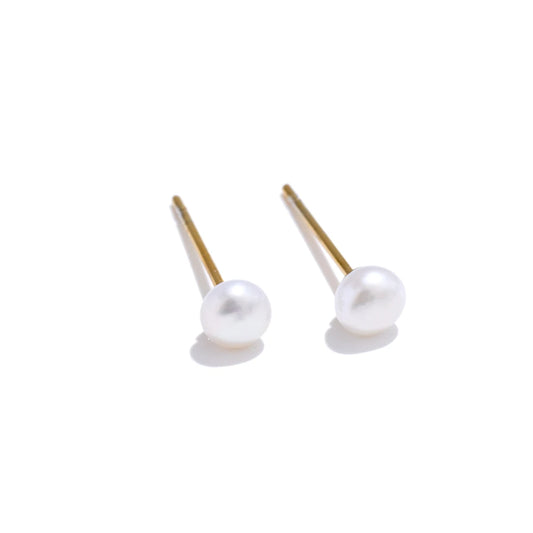 Natural pearls round stud earrings for ladies - product image