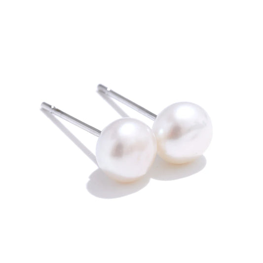 Natural pearls round stud earrings for ladies - product image