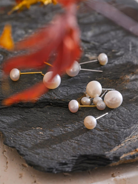 Natural pearls round stud earrings for ladies - product image