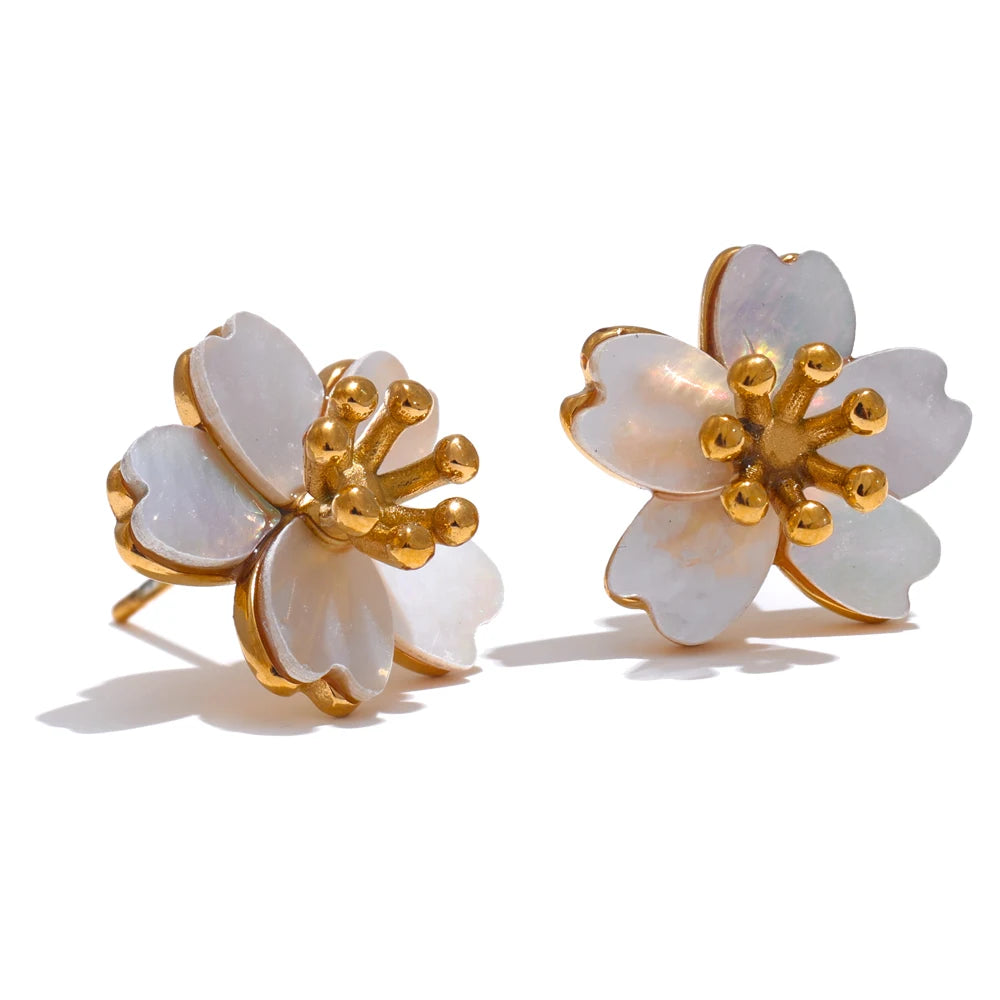 Natural shell flower daily stud earrings - product image