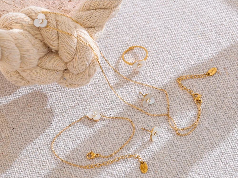 Natural shell flower necklace earrings ring bracelet set - product image