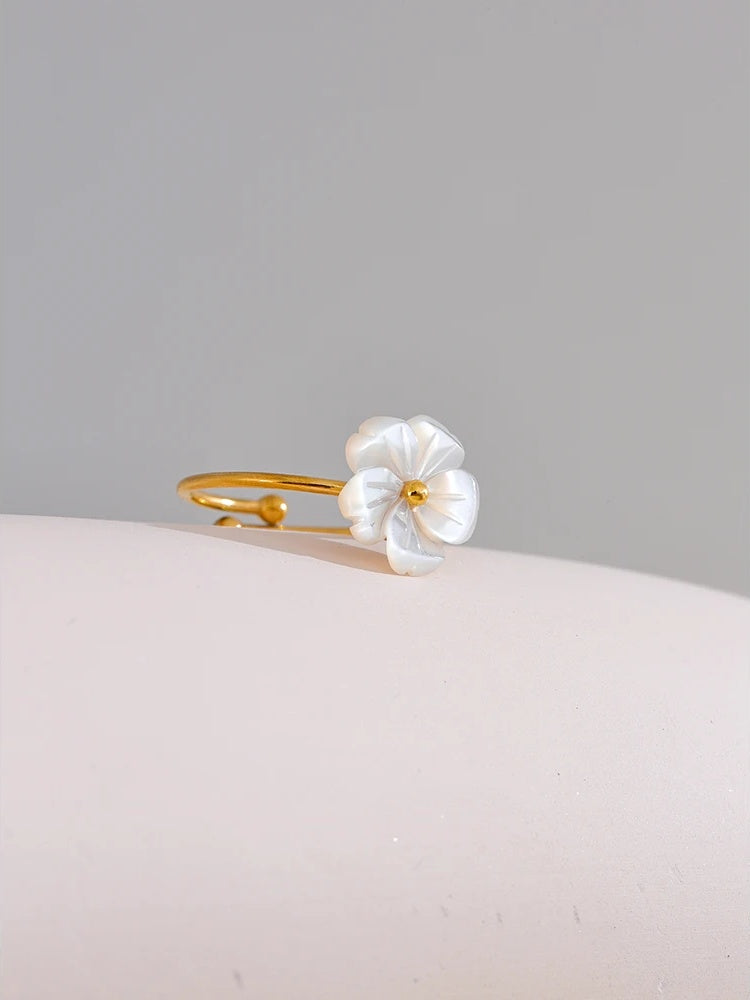 Natural shell flower open adjustable ring - product image