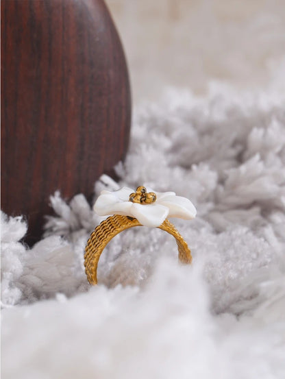 Natural shell flower open plant pattern ring - product image