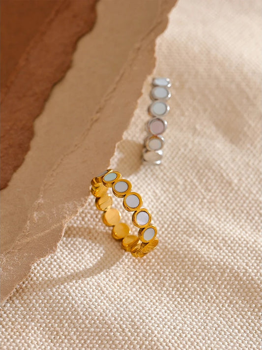 Natural shell round modern tension ring - product image