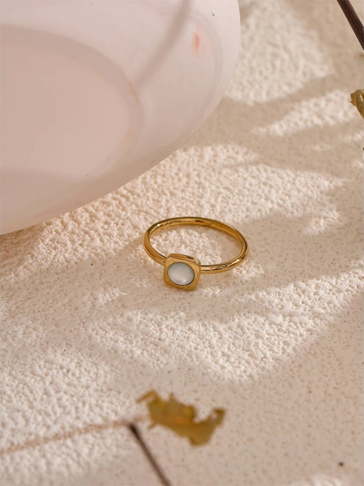 Natural shell square charm chic fashion ring - product image