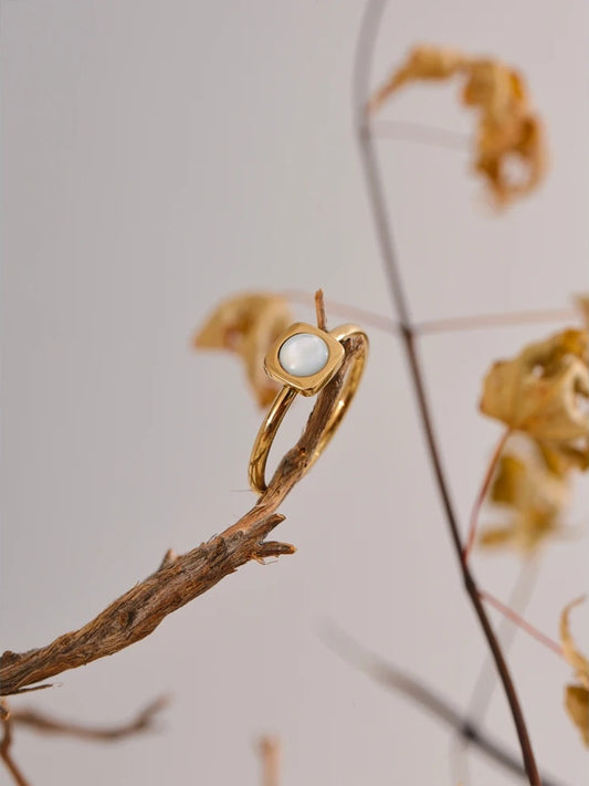 Natural shell square charm chic fashion ring - product image