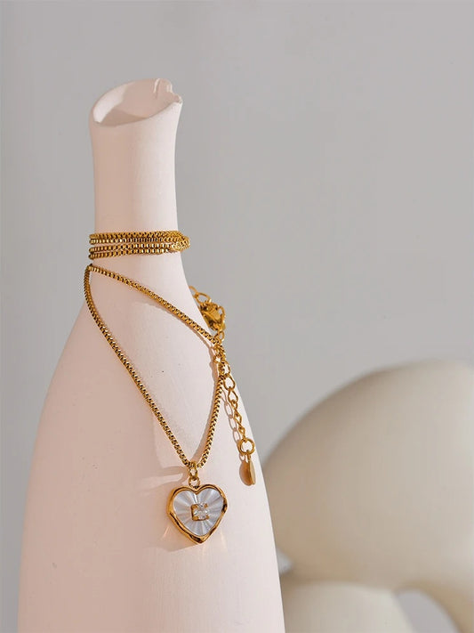 Natural shell zircon heart pendant necklace - product image