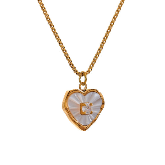 Natural shell zircon heart pendant necklace - product image