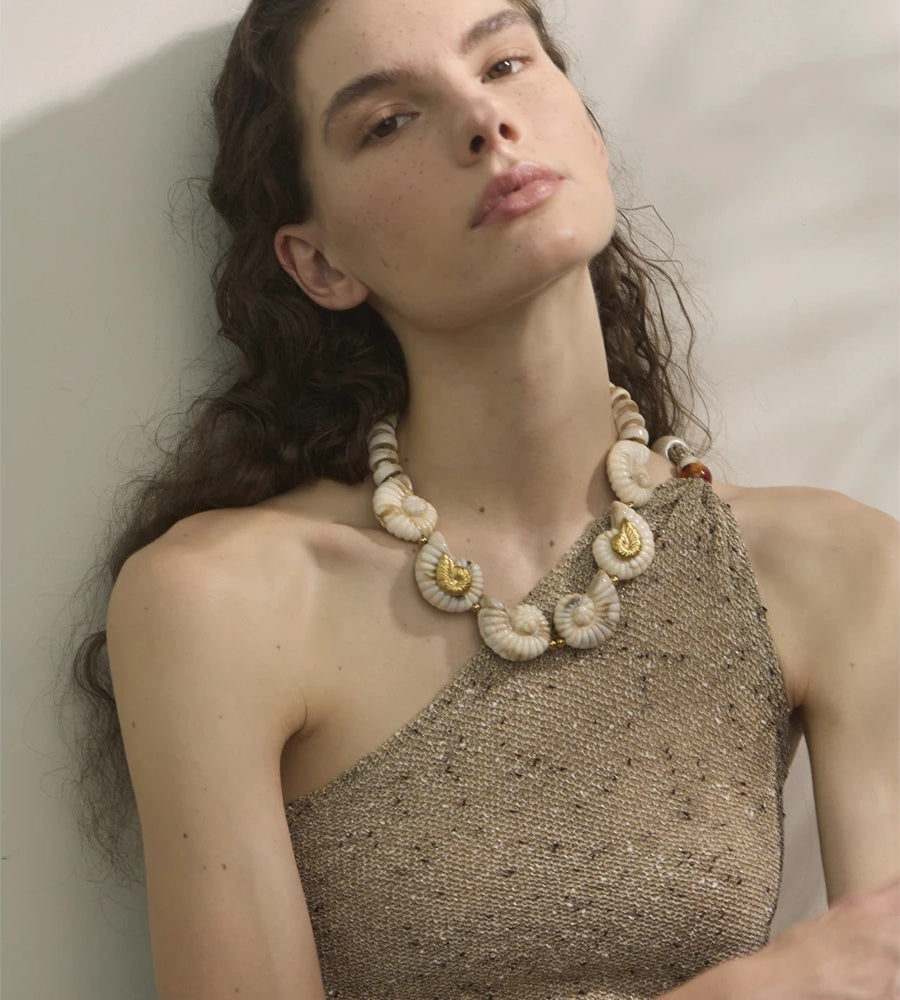Ocean resin acrylic conch chain necklace - product image