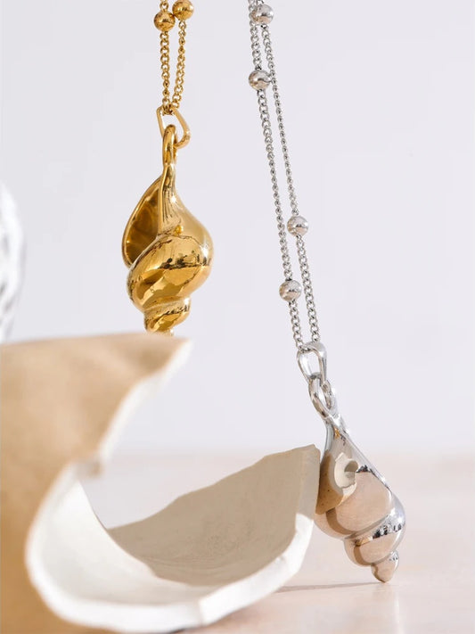 Ocean style metal conch pendant necklace - product image