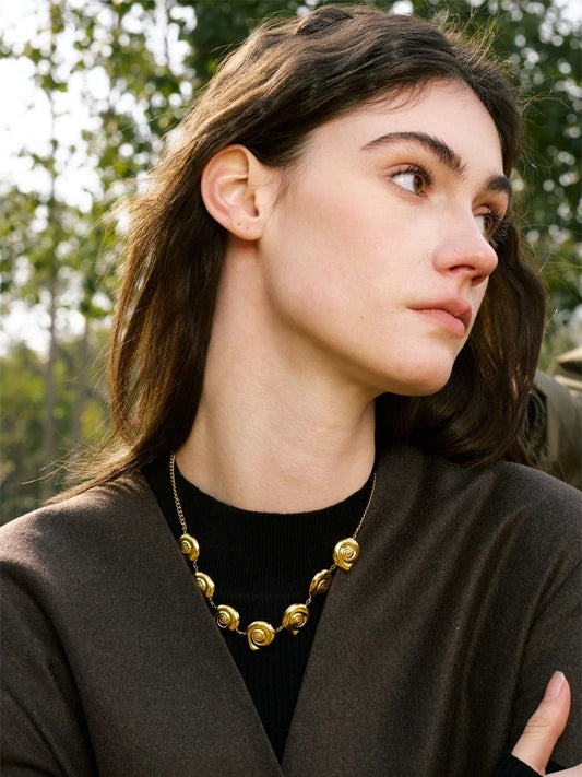 Ocean style metal shell chain necklace - product image