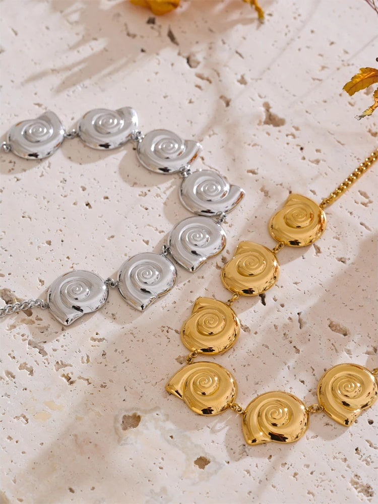 Ocean style metal shell chain necklace - product image