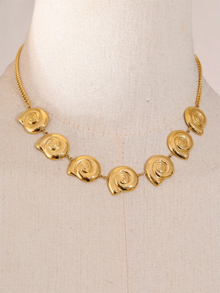 Ocean style metal shell chain necklace - product image