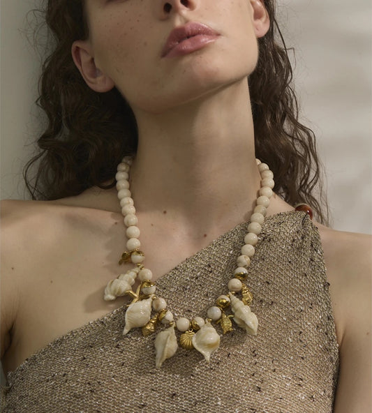 Ocean style resin conch shell pendant necklace - product image