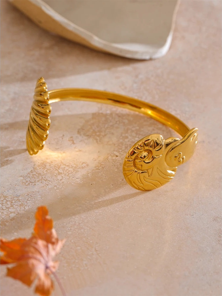 Ocean style shell fish open cuff bracelet - product image