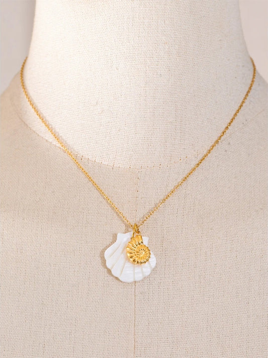 Ocean style shell starfish pendant necklace - product image