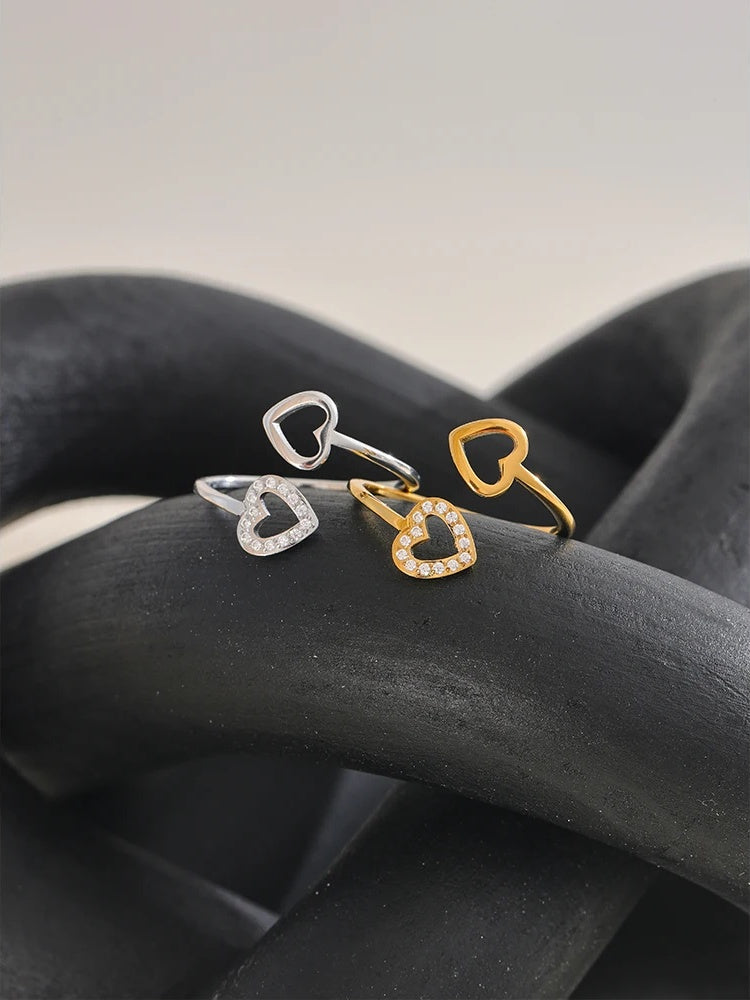 Open adjustable heart hollow modern finger ring - product image